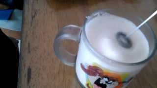 Aerolatte Review Frothing Cold Milk In Under 1 Minute [upl. by Kyla]